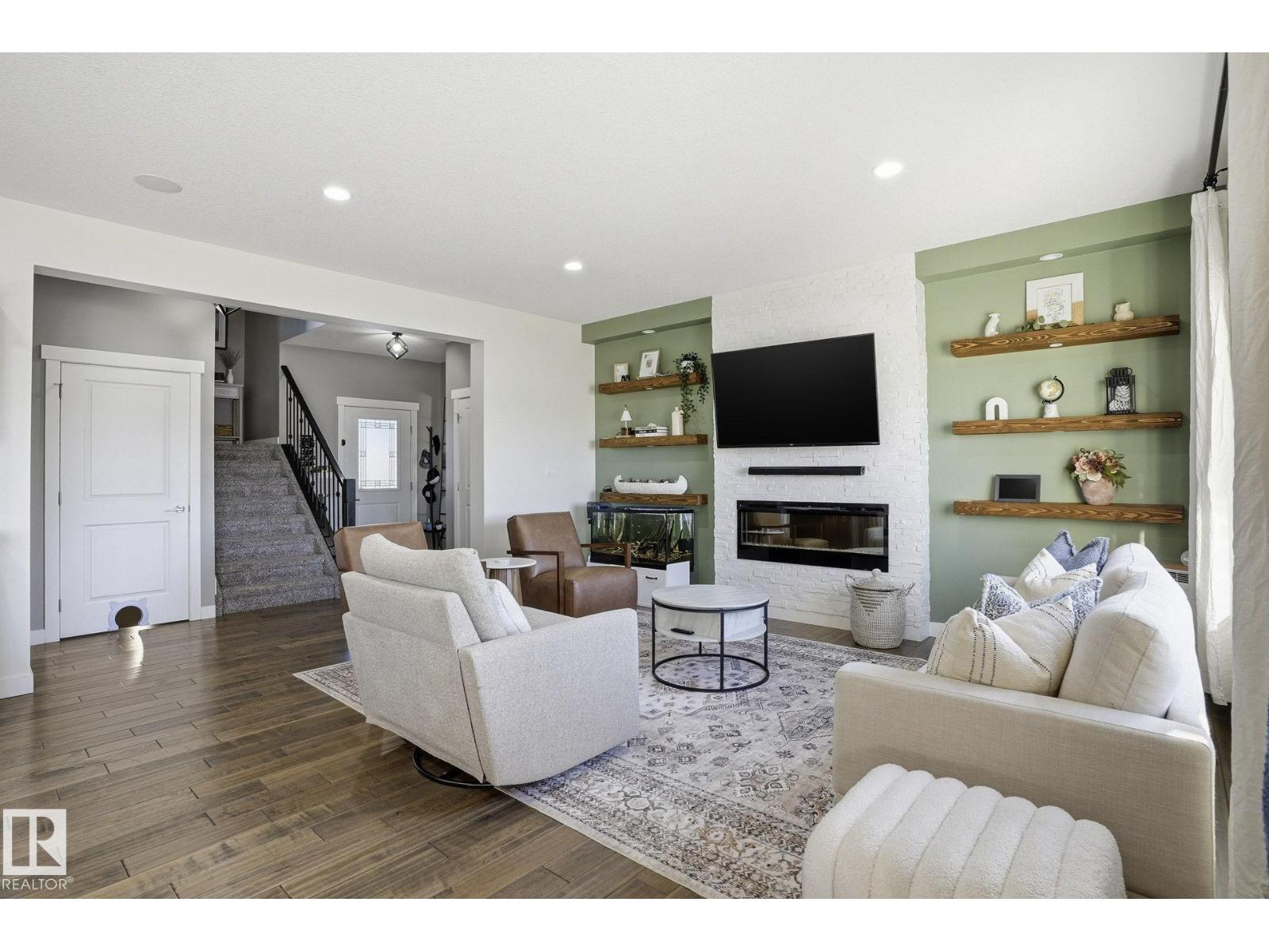 
          20 RICHMOND LI
            <br/>
            <span>Fort Saskatchewan</span>
            , 
            <span>AB</span>
             <span>T8L0S2</span>
         - Photo 24