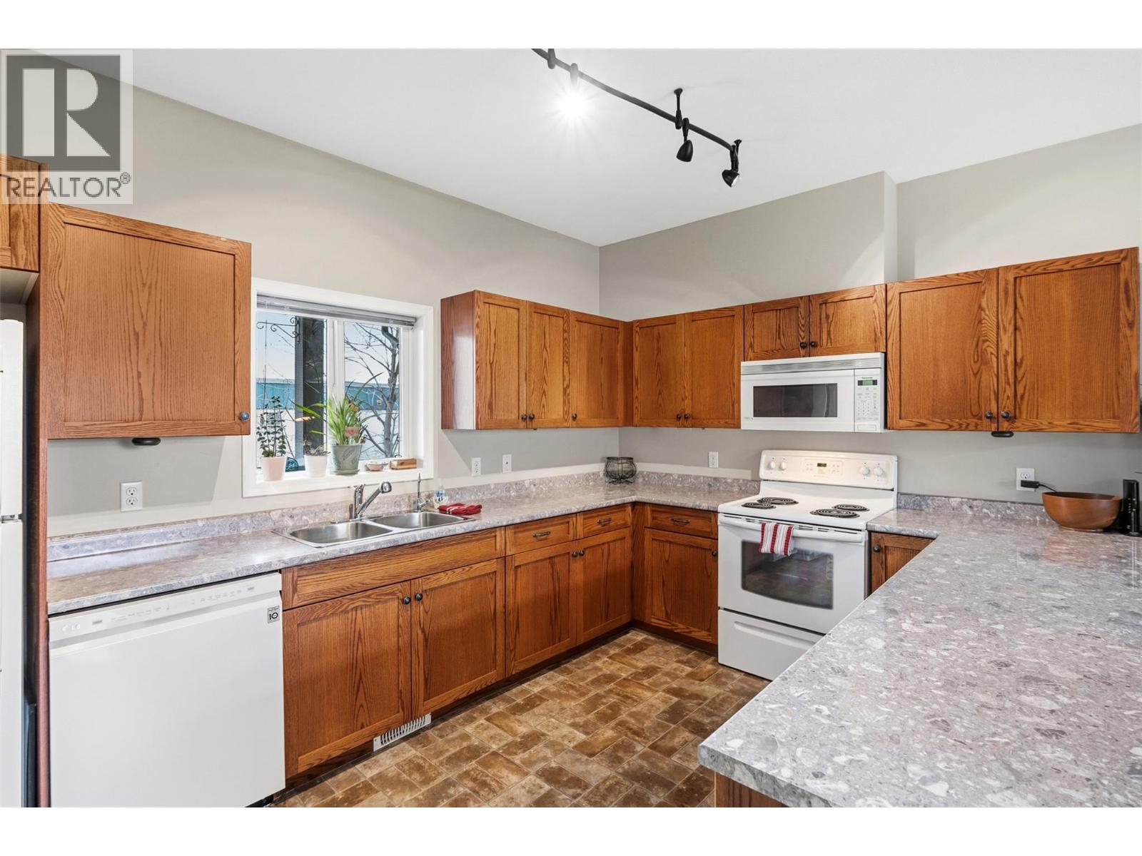 48 Galt Avenue Unit# 135, Penticton