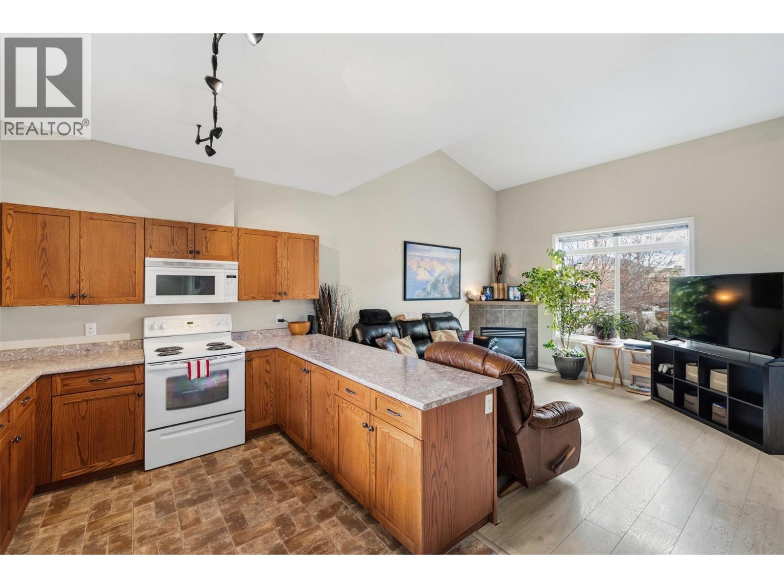 48 Galt Avenue Unit# 135, Penticton
