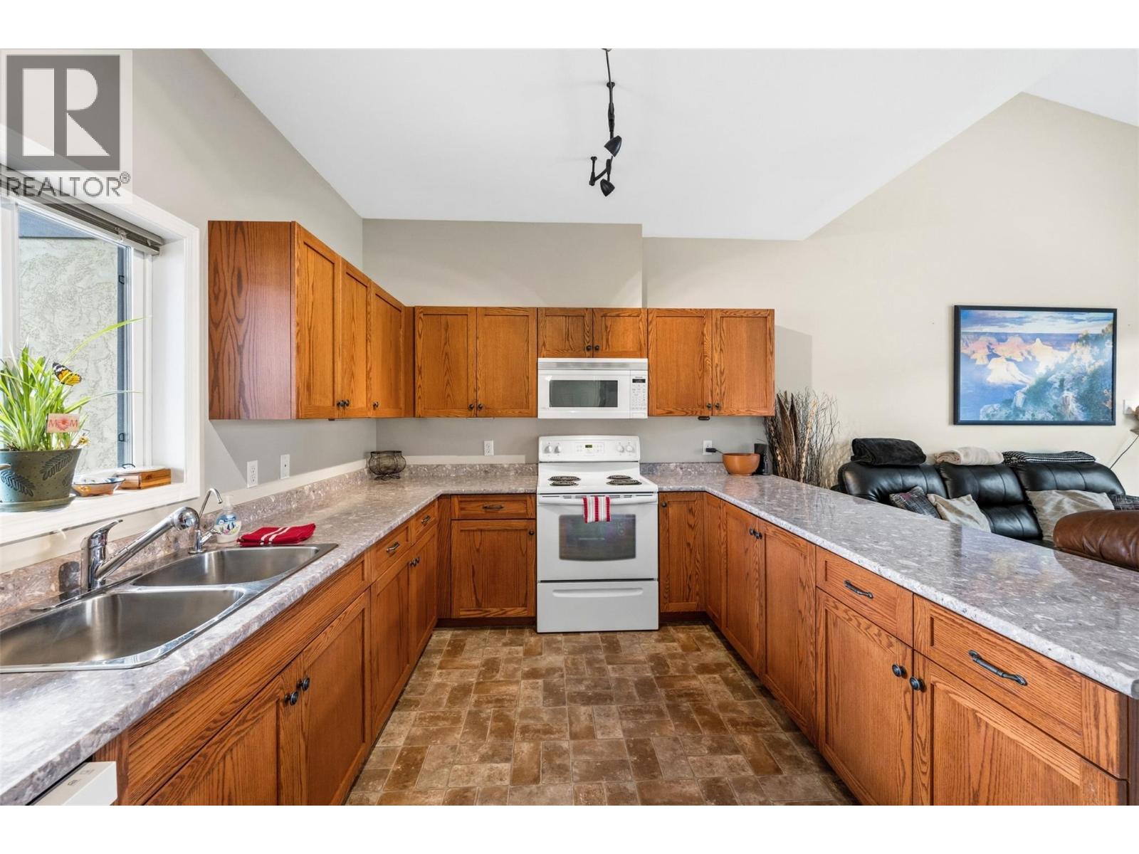 48 Galt Avenue Unit# 135, Penticton
