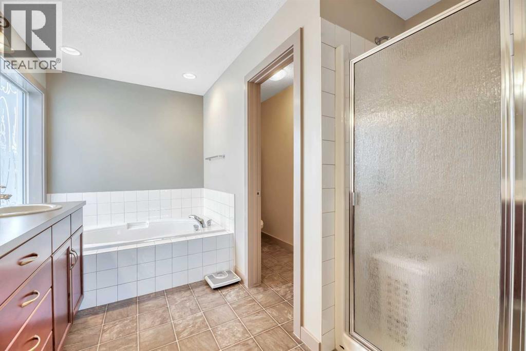 Single Family House for Sale in  Discovery Ridge Circle SW Discovery Ridge Calgary 