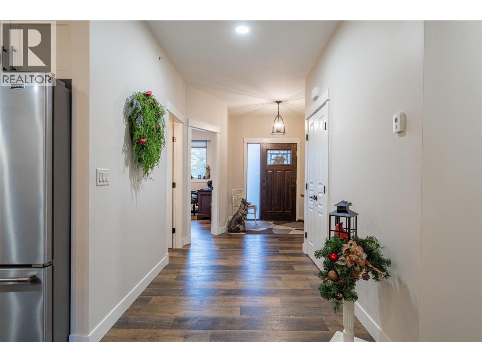 #3 2444 York Avenue - 5