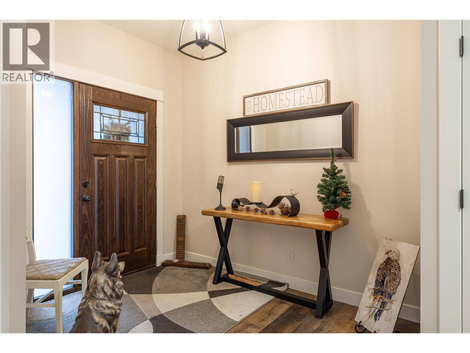 #3 2444 York Avenue - 6