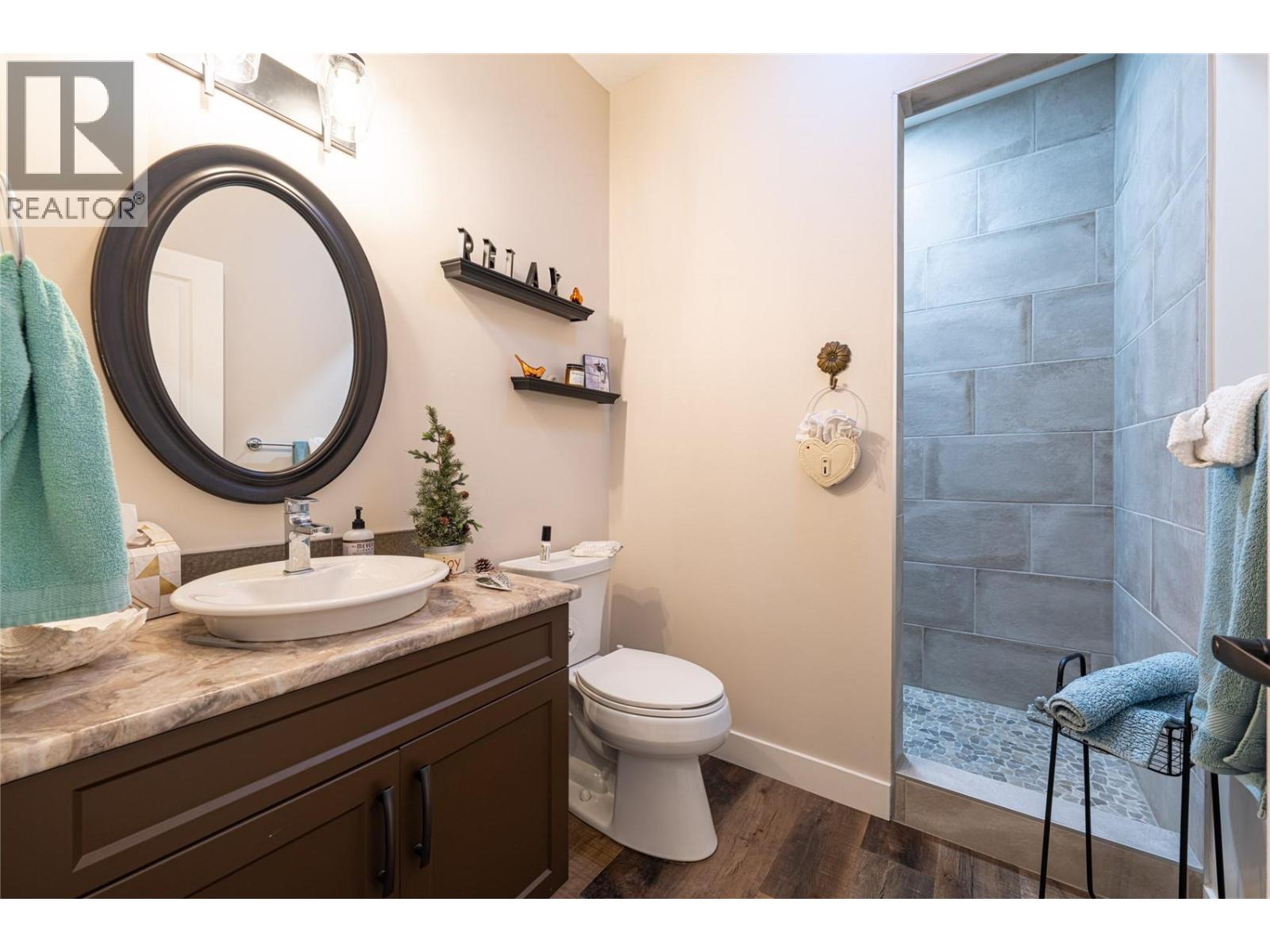 2444 York Avenue Unit# 3, Armstrong