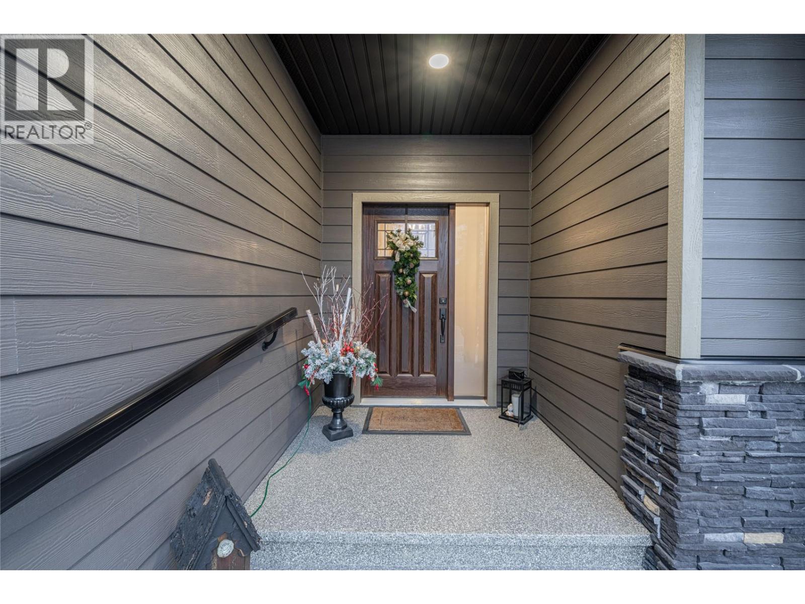 2444 York Avenue Unit# 3, Armstrong