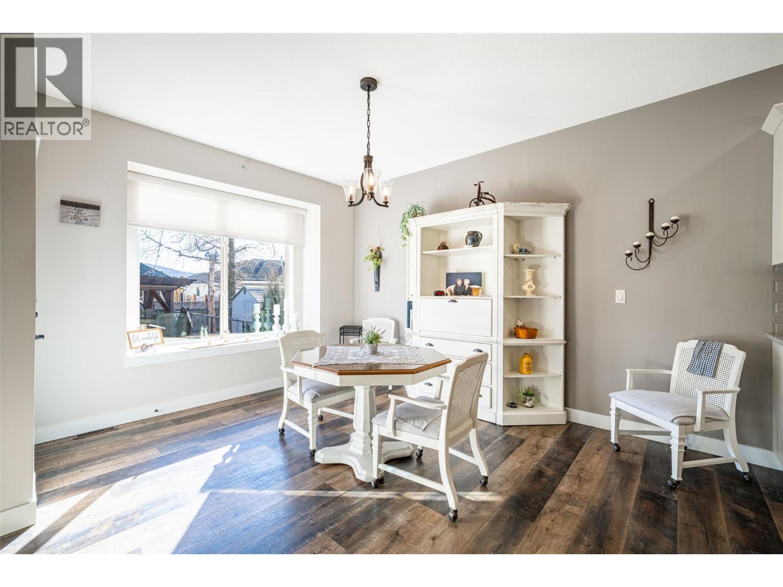 2444 York Avenue Unit# 3, Armstrong