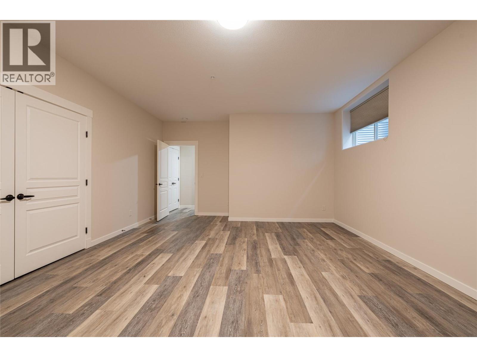 2444 York Avenue Unit# 3, Armstrong