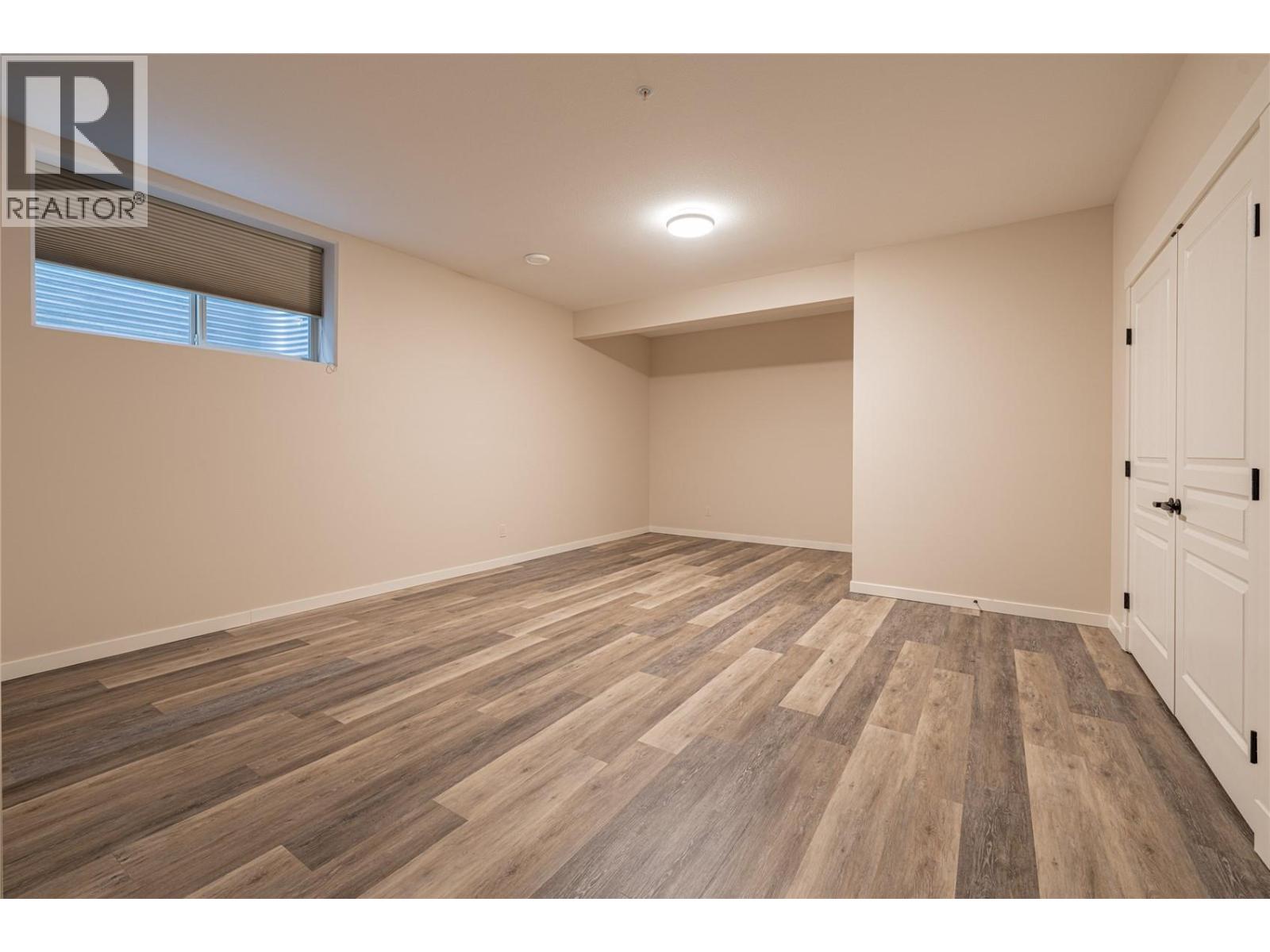 2444 York Avenue Unit# 3, Armstrong