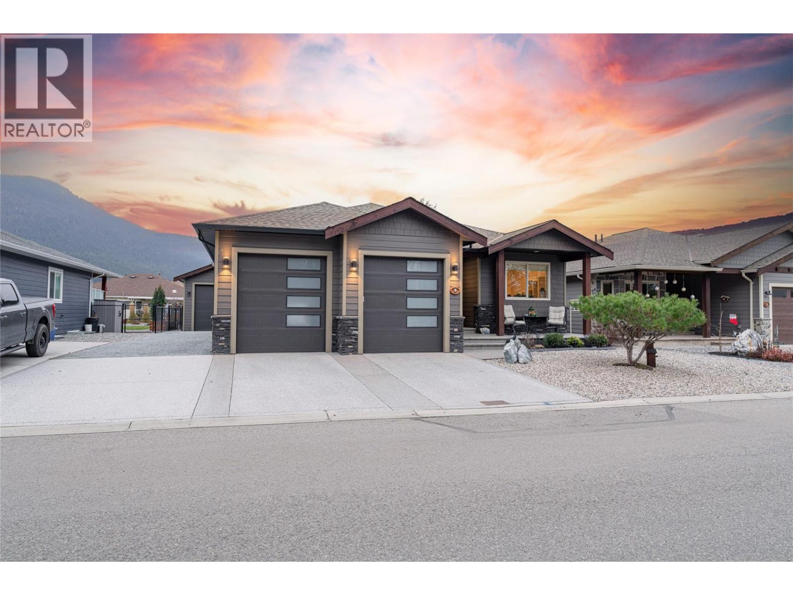 2444 York Avenue Unit# 3, Armstrong