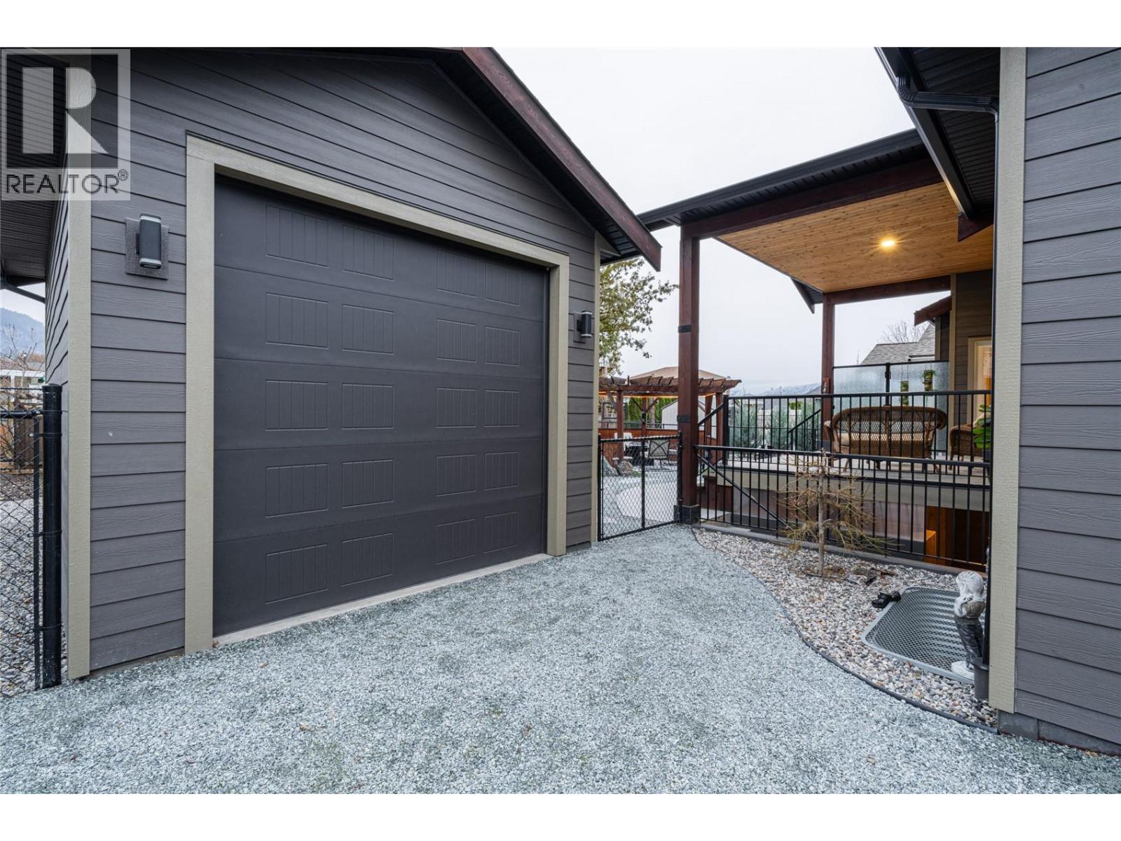 2444 York Avenue Unit# 3, Armstrong