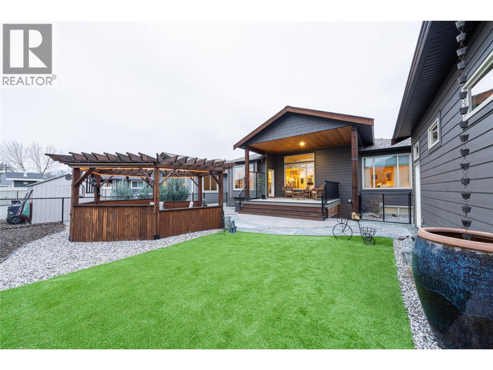 2444 York Avenue Unit# 3, Armstrong