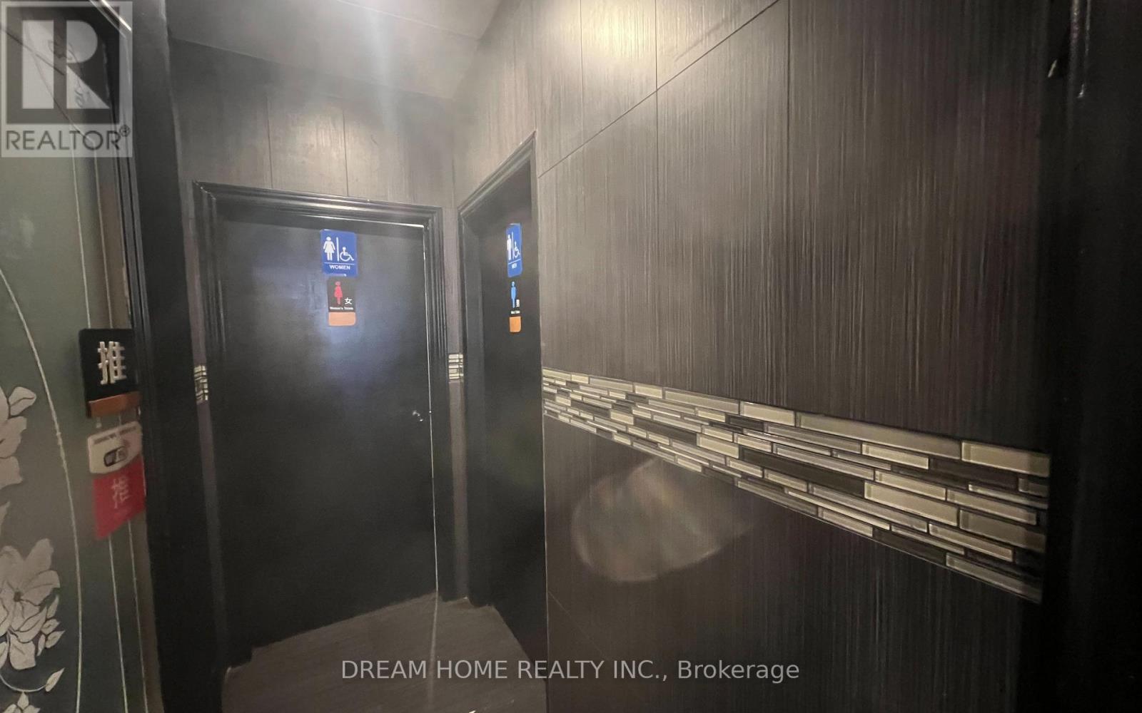 173 RAVEL ROAD - Photo 4 of 6, Toronto (Hillcrest Village), Ontario