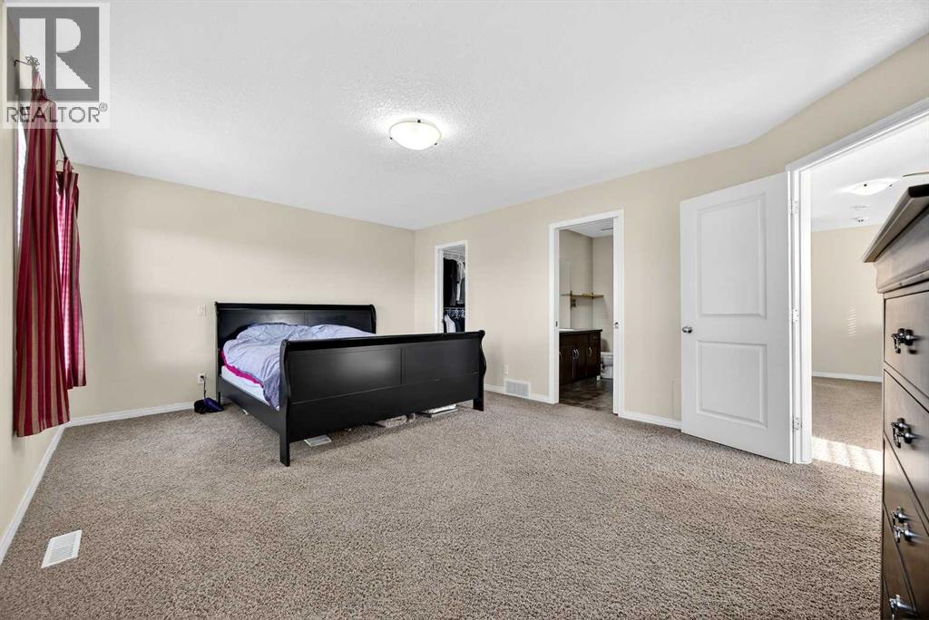 46 Heritage Landing, Cochrane