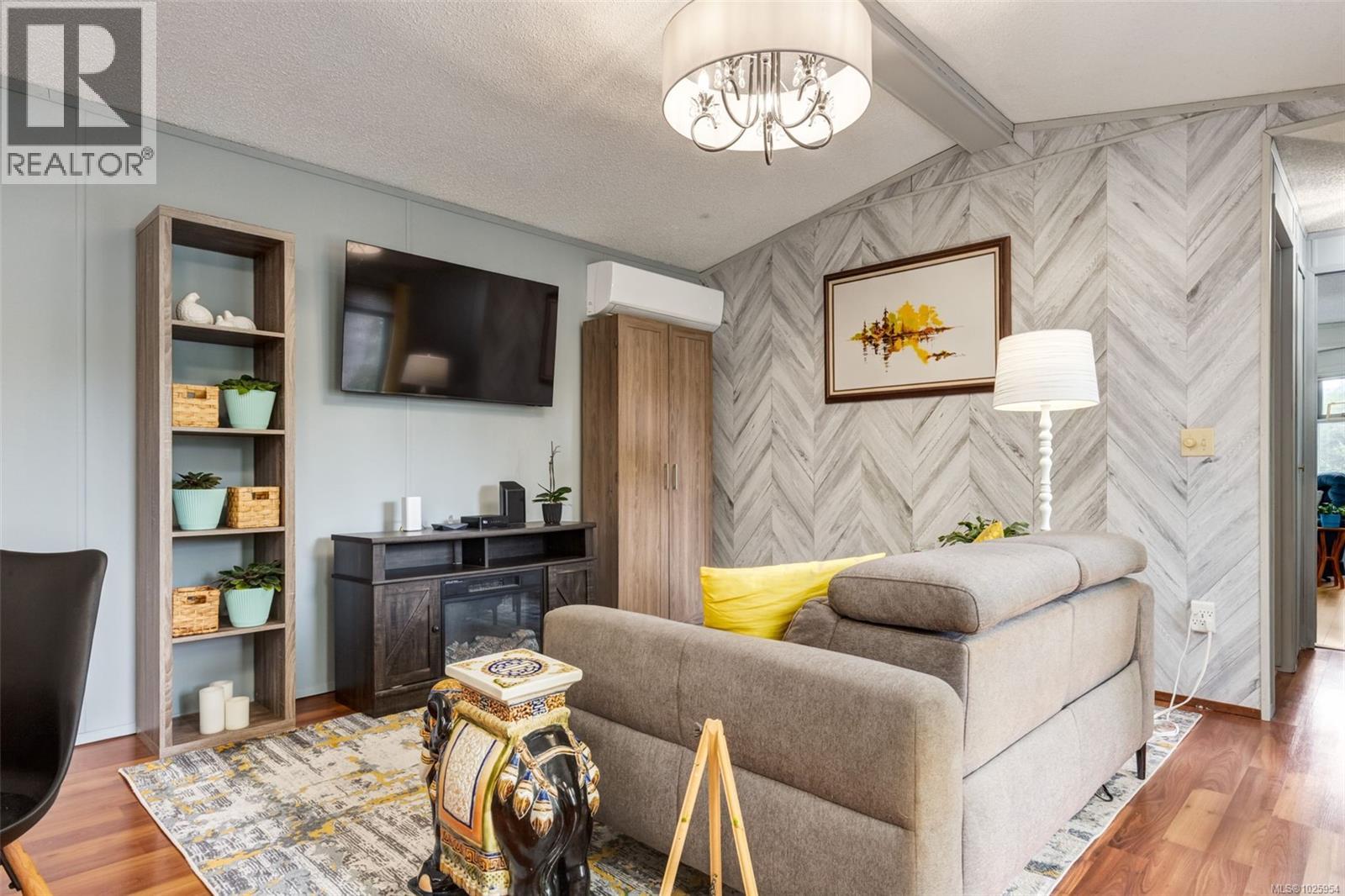 #127 25 MAKI RD - 23