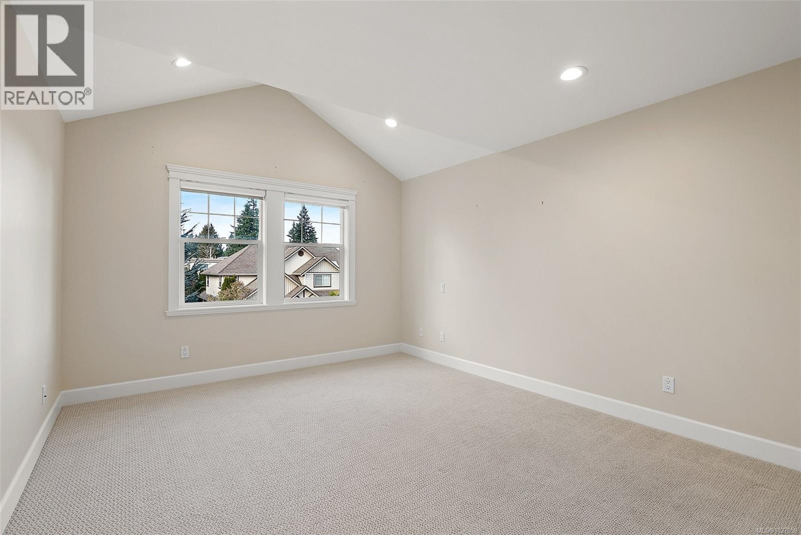  4973 La Quinta Place, Saanich