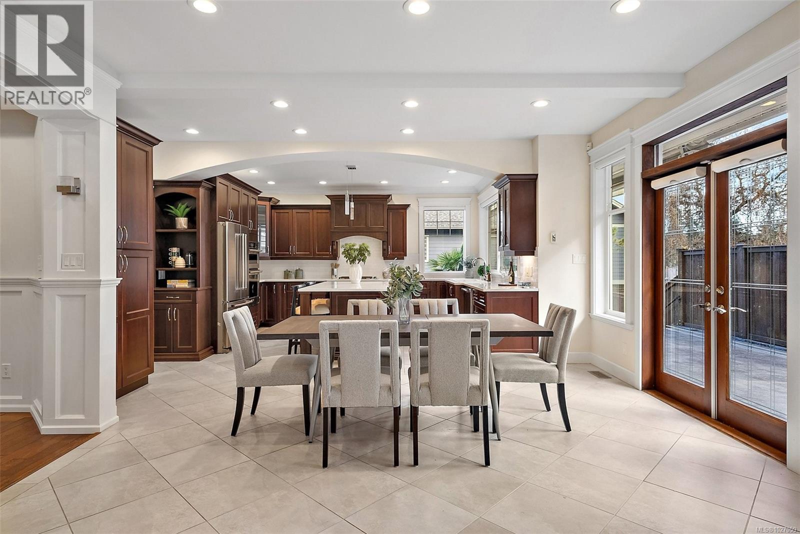  4973 La Quinta Place, Saanich