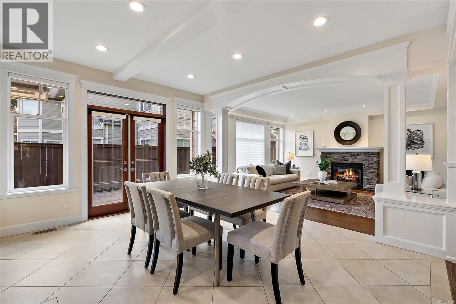  4973 La Quinta Place, Saanich