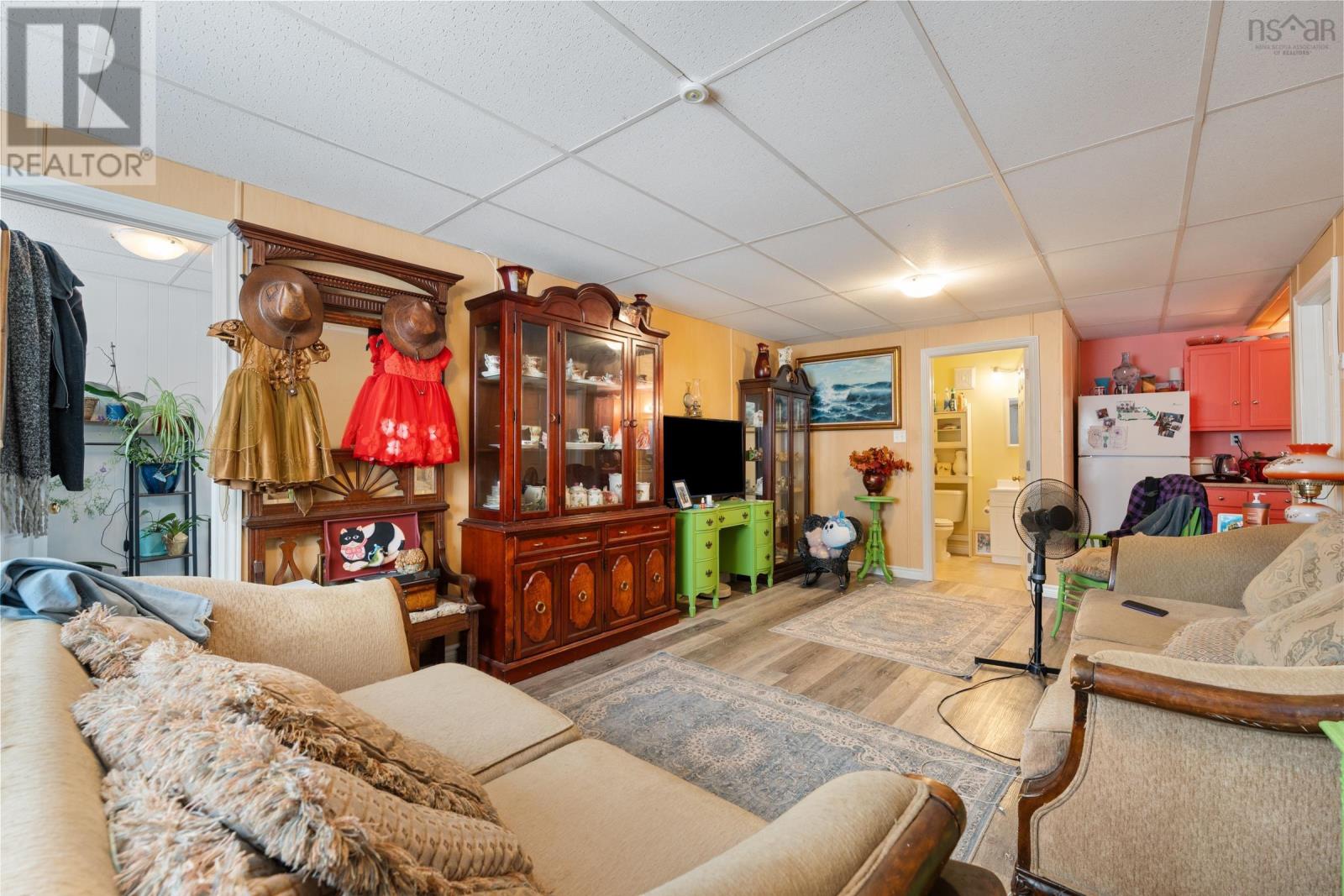 84 THIRD AVENUE - 26