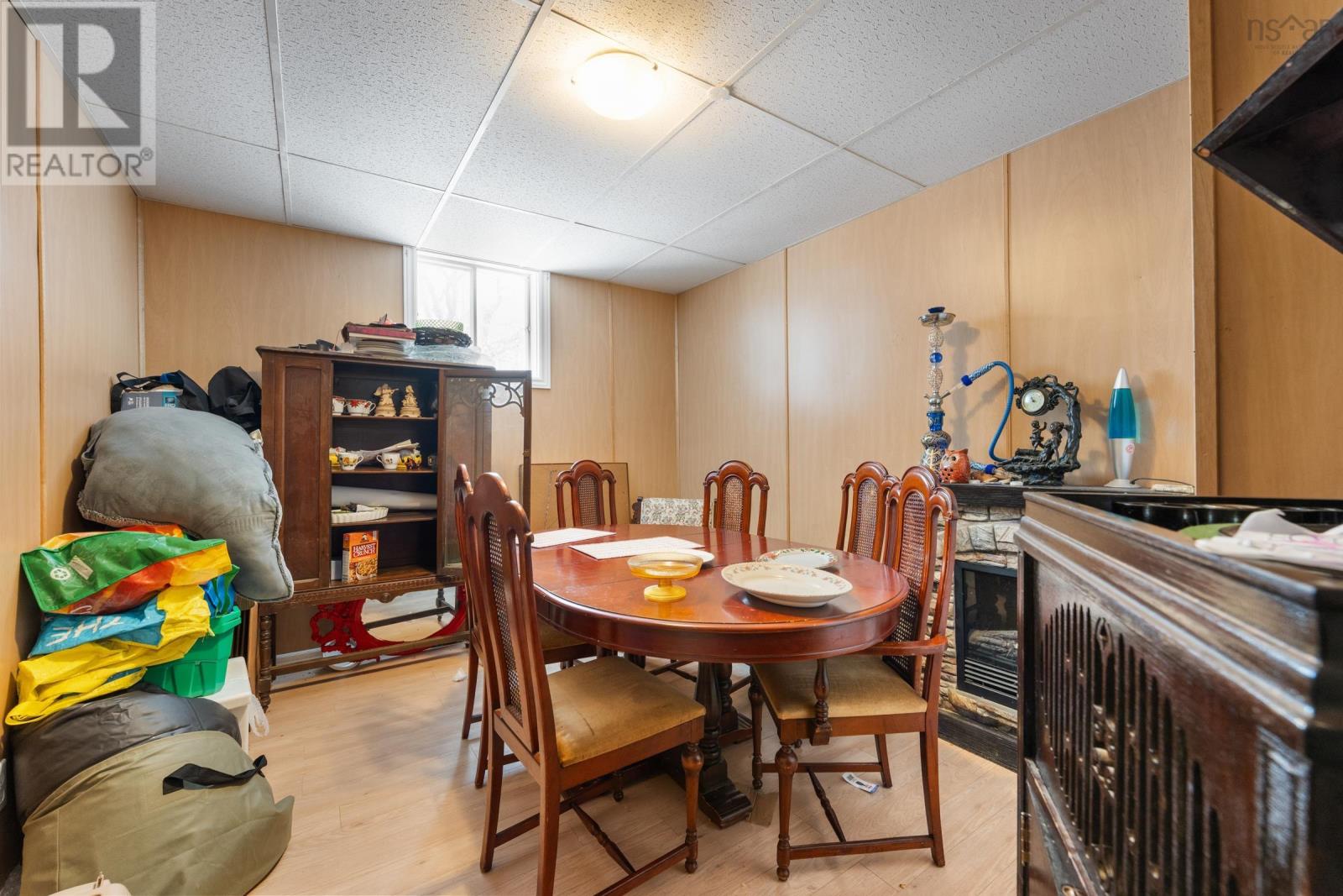 84 THIRD AVENUE - 32