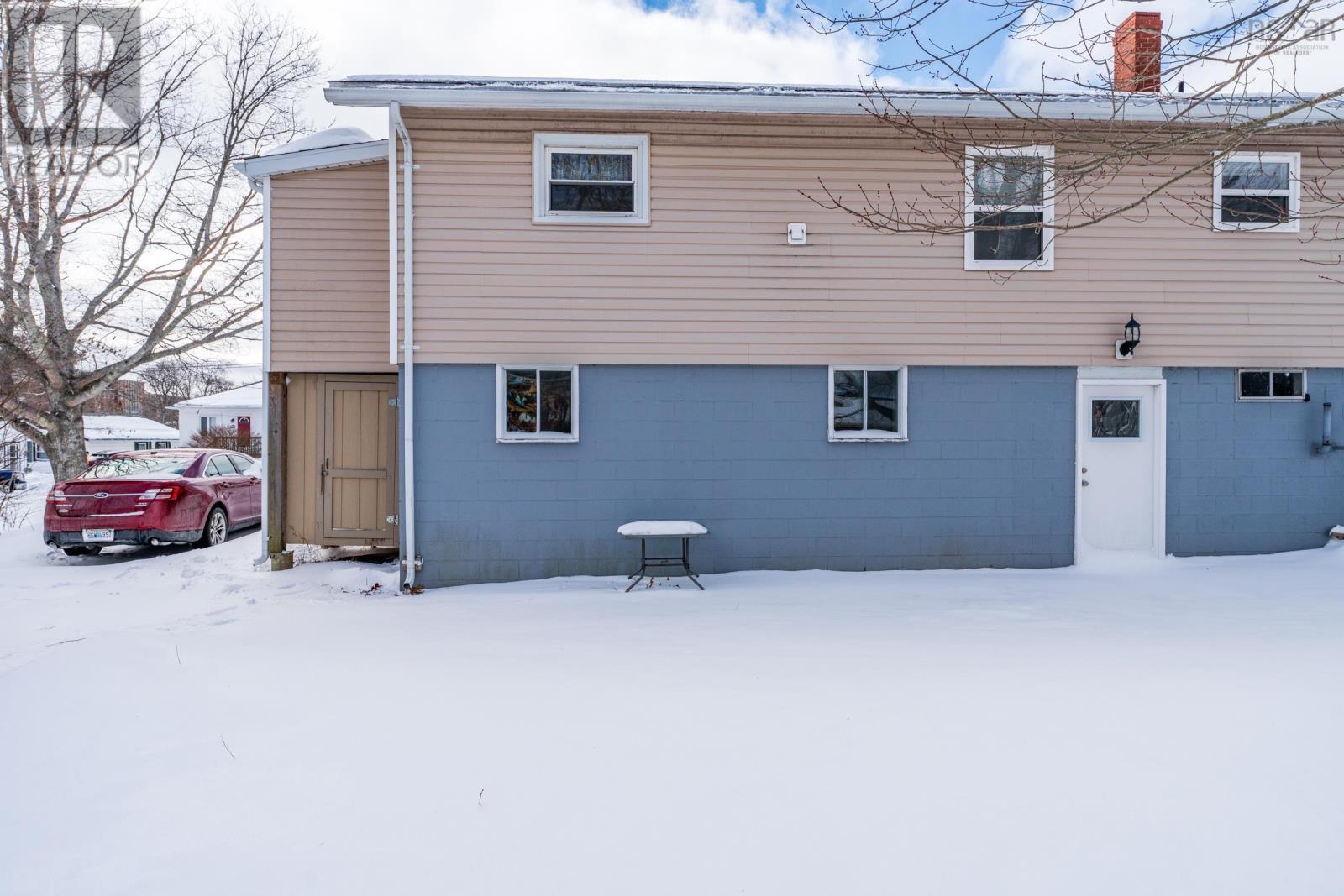 84 THIRD AVENUE - 7