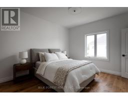 Laundry room - 321 Harvest Lane, Thames Centre, ON N0L1G2 Photo 9