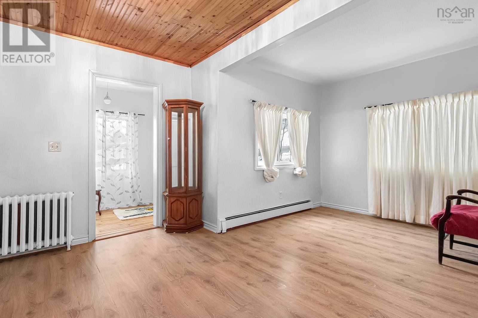 Property 3 of 23 of 3570 Percy Street