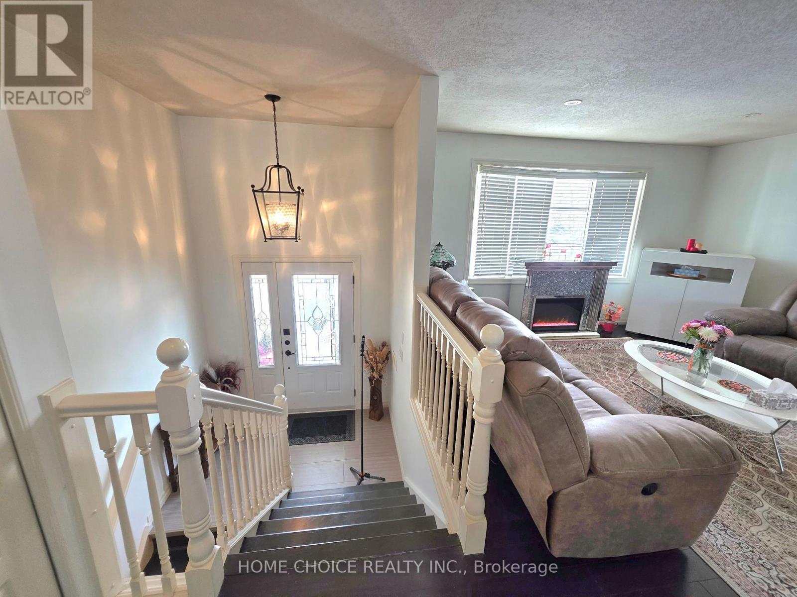 637 PINERIDGE ROAD - Photo 4 of 46, Waterloo, Ontario