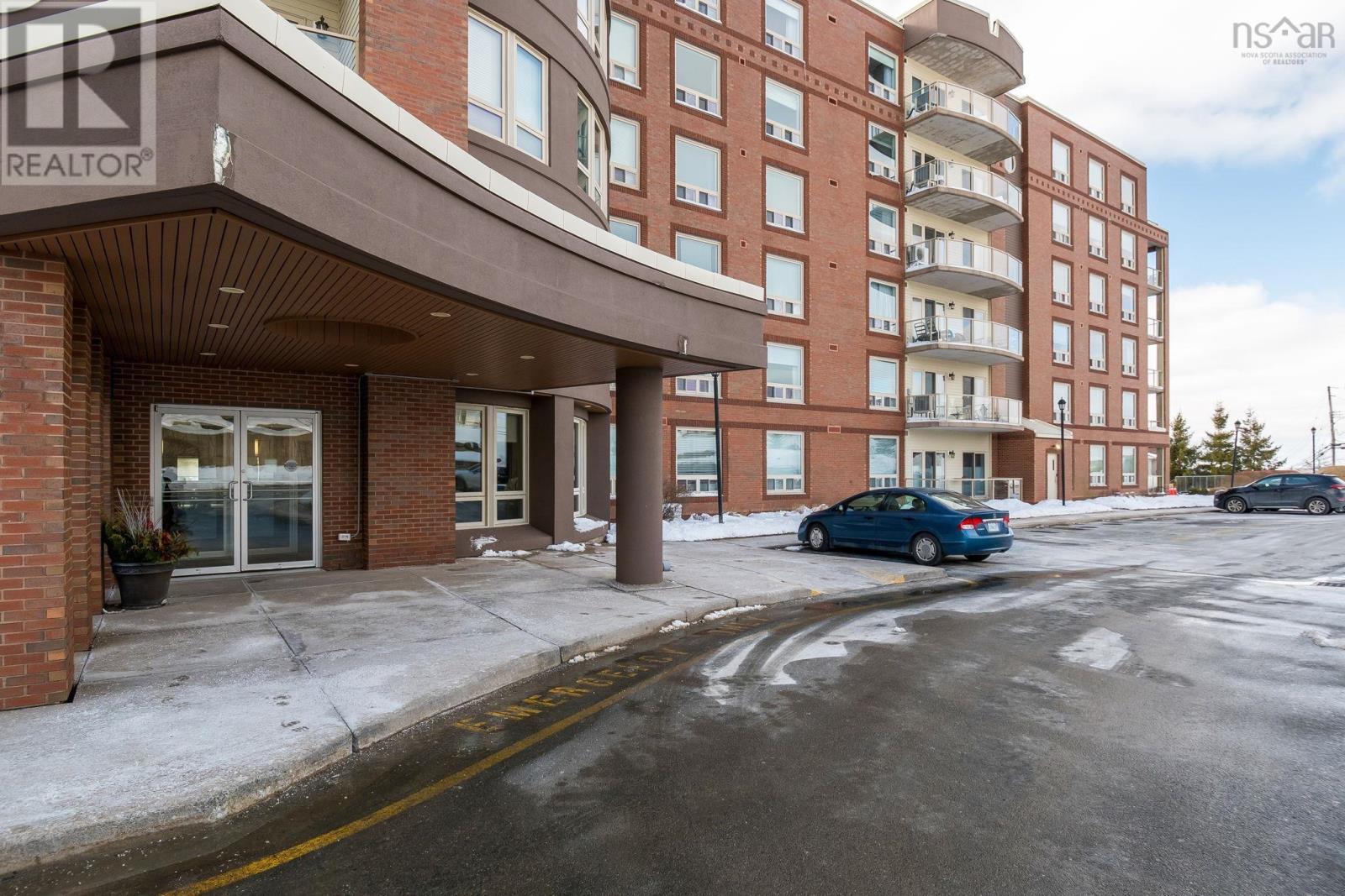 Property 2 of 41 of 306 77 Russell Lake