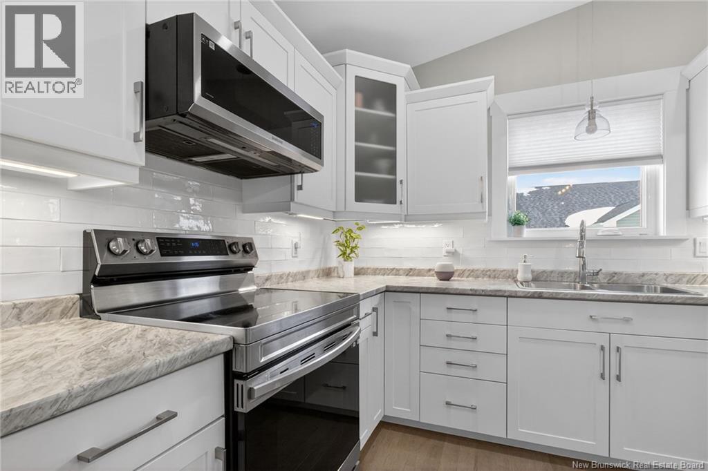 315 Teaberry Avenue - Thumbnail 18