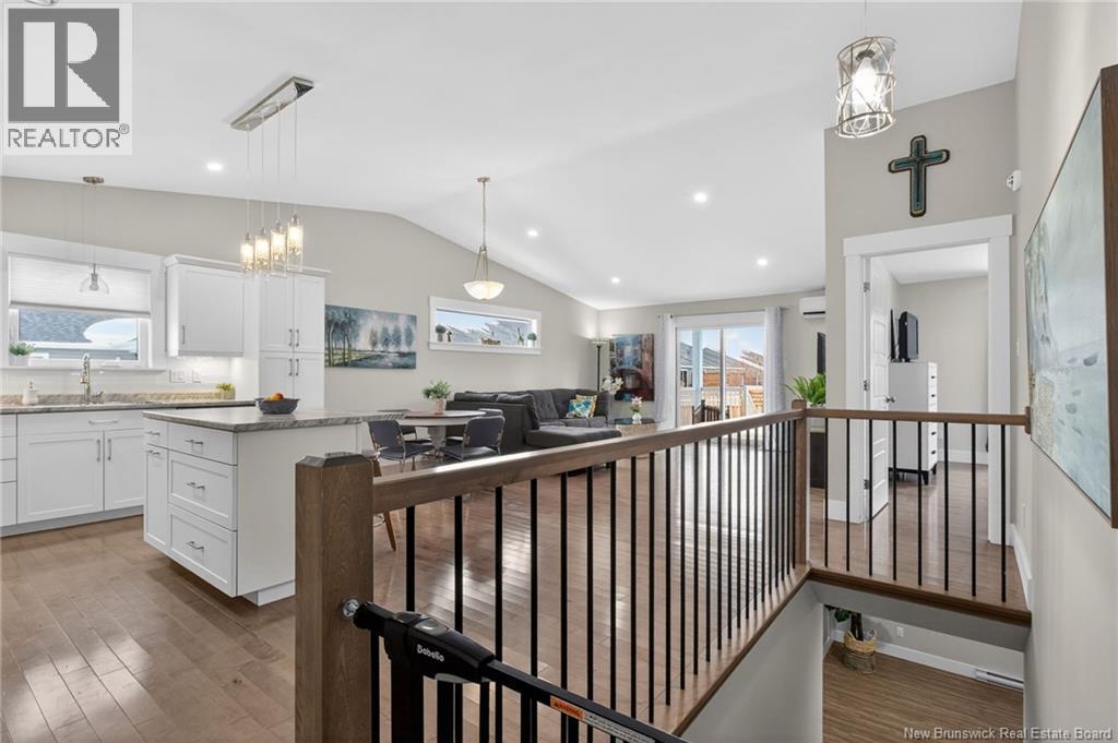 315 Teaberry Avenue - Thumbnail 16