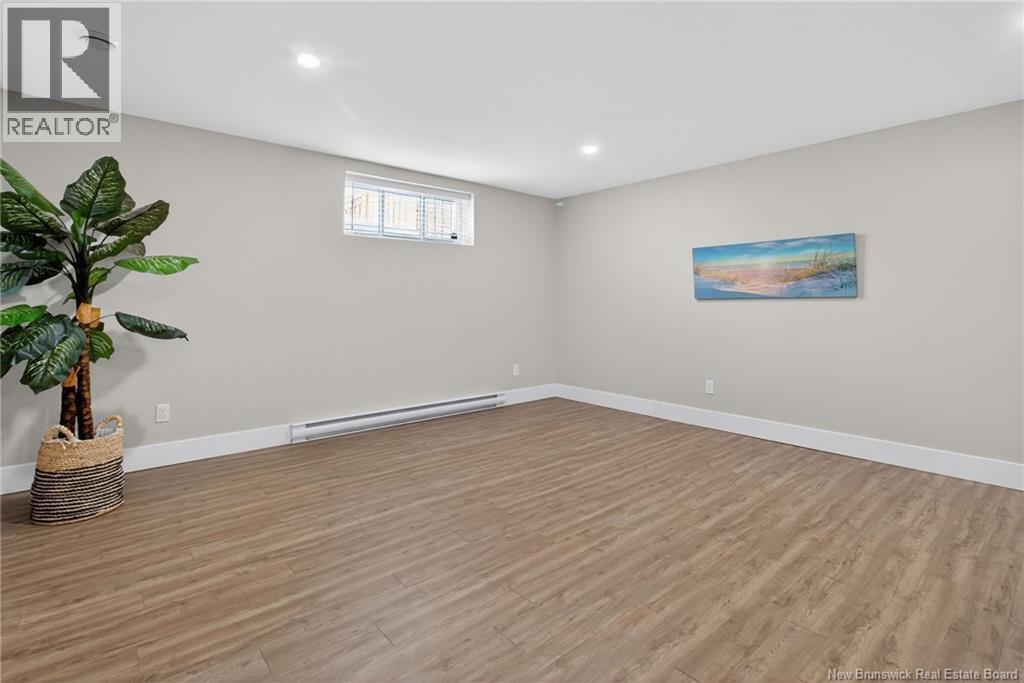 315 Teaberry Avenue - Thumbnail 33