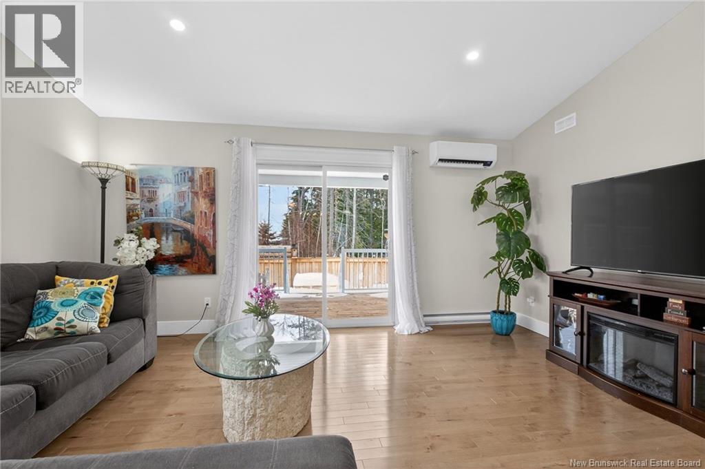 315 Teaberry Avenue - Thumbnail 23