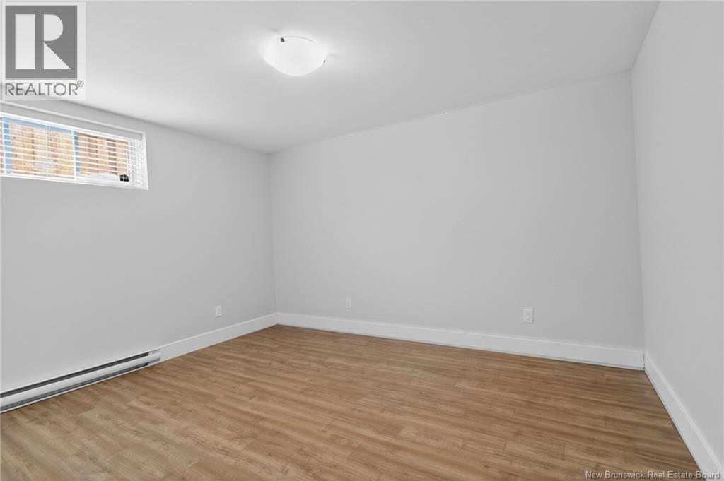 315 Teaberry Avenue - Thumbnail 35