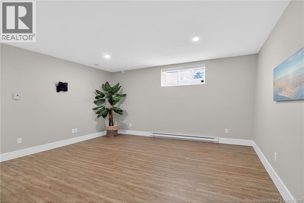 315 Teaberry Avenue - Thumbnail 34