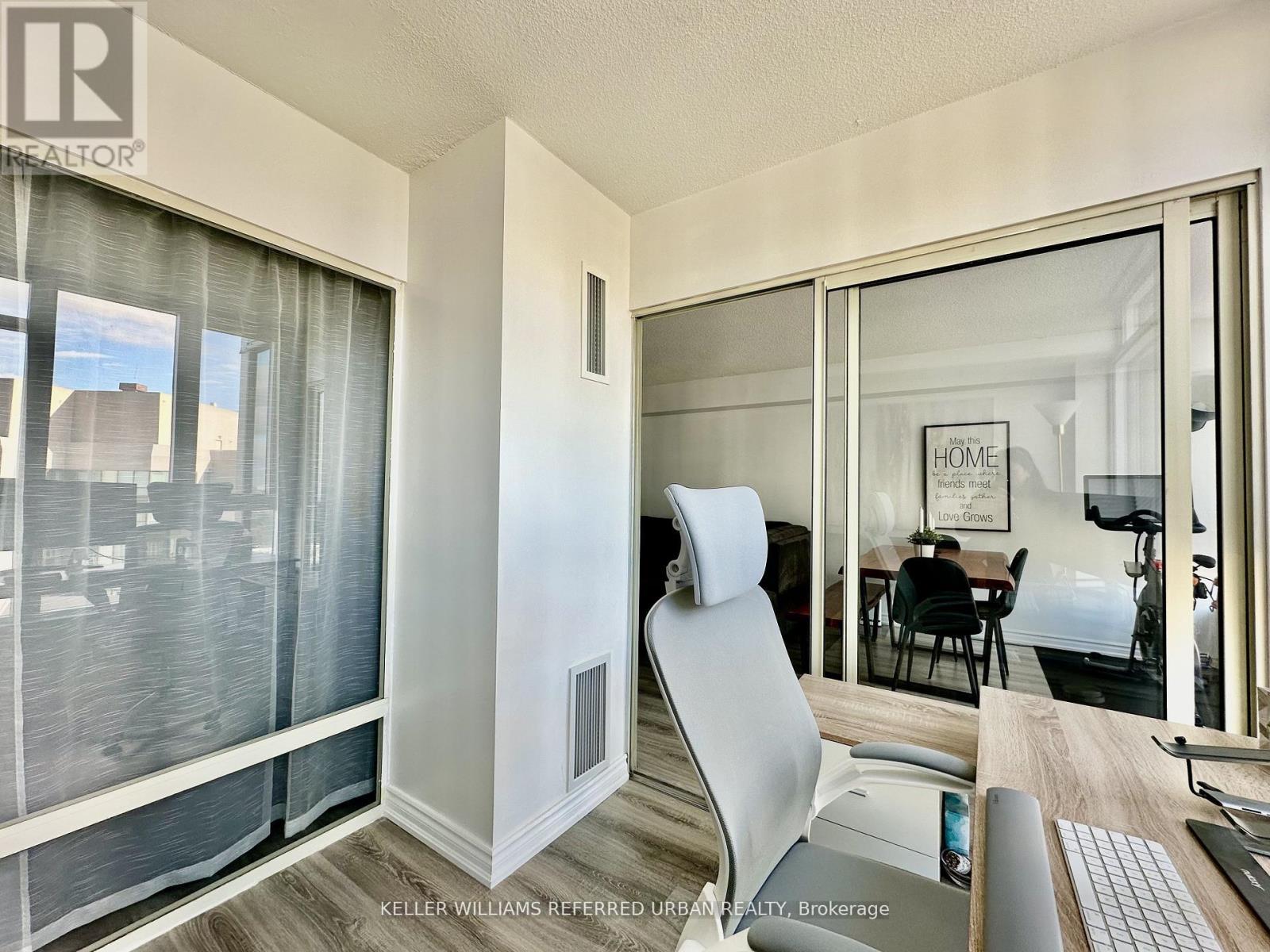#1812 3233 EGLINTON AVENUE E - 11