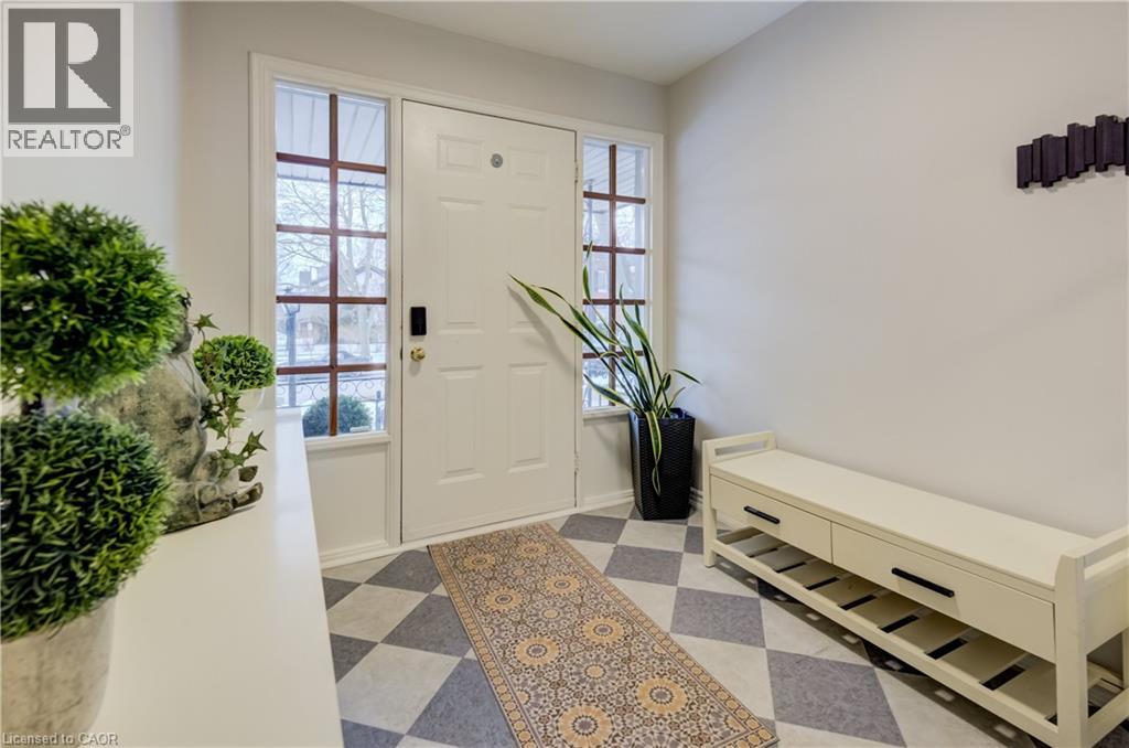 45 PALMERSTON Avenue - Photo 2 of 48, Brantford, Ontario