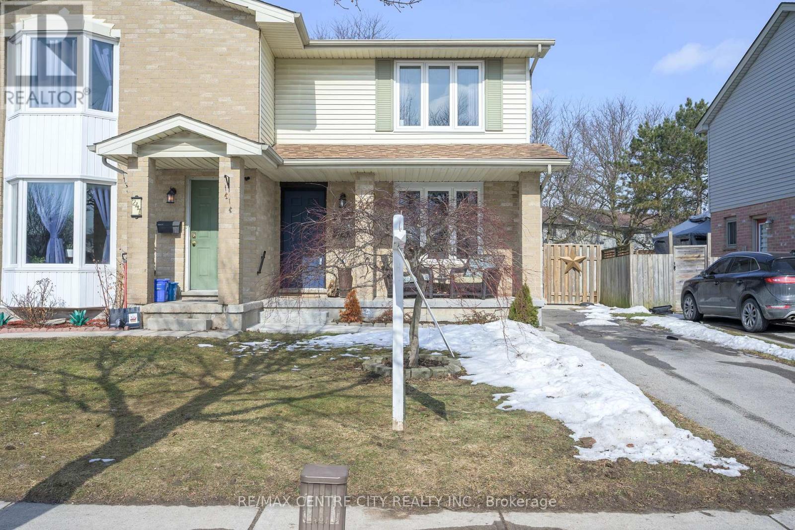 245 MARTINET AVENUE - Photo 2 of 33, London East (East I), Ontario