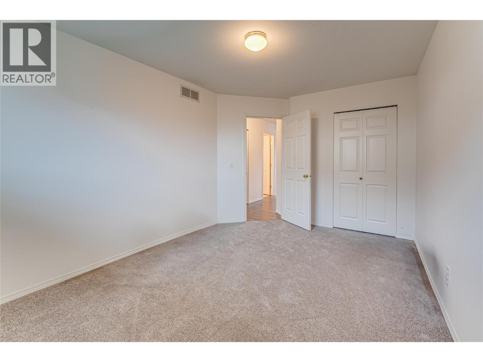 870 10 Street SW Unit# 101, Salmon Arm