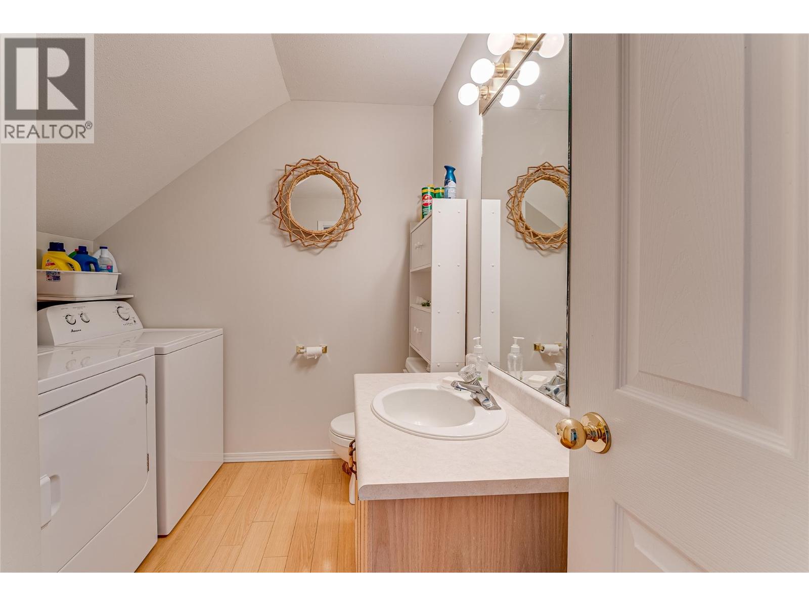 870 10 Street SW Unit# 101, Salmon Arm