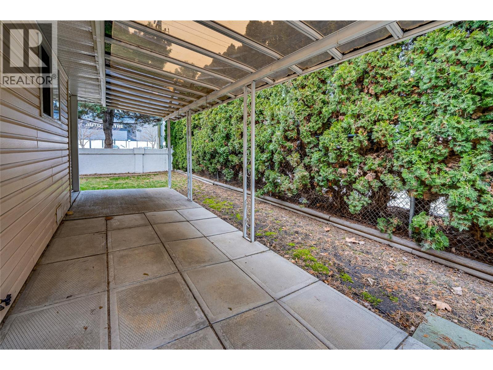 870 10 Street SW Unit# 101, Salmon Arm