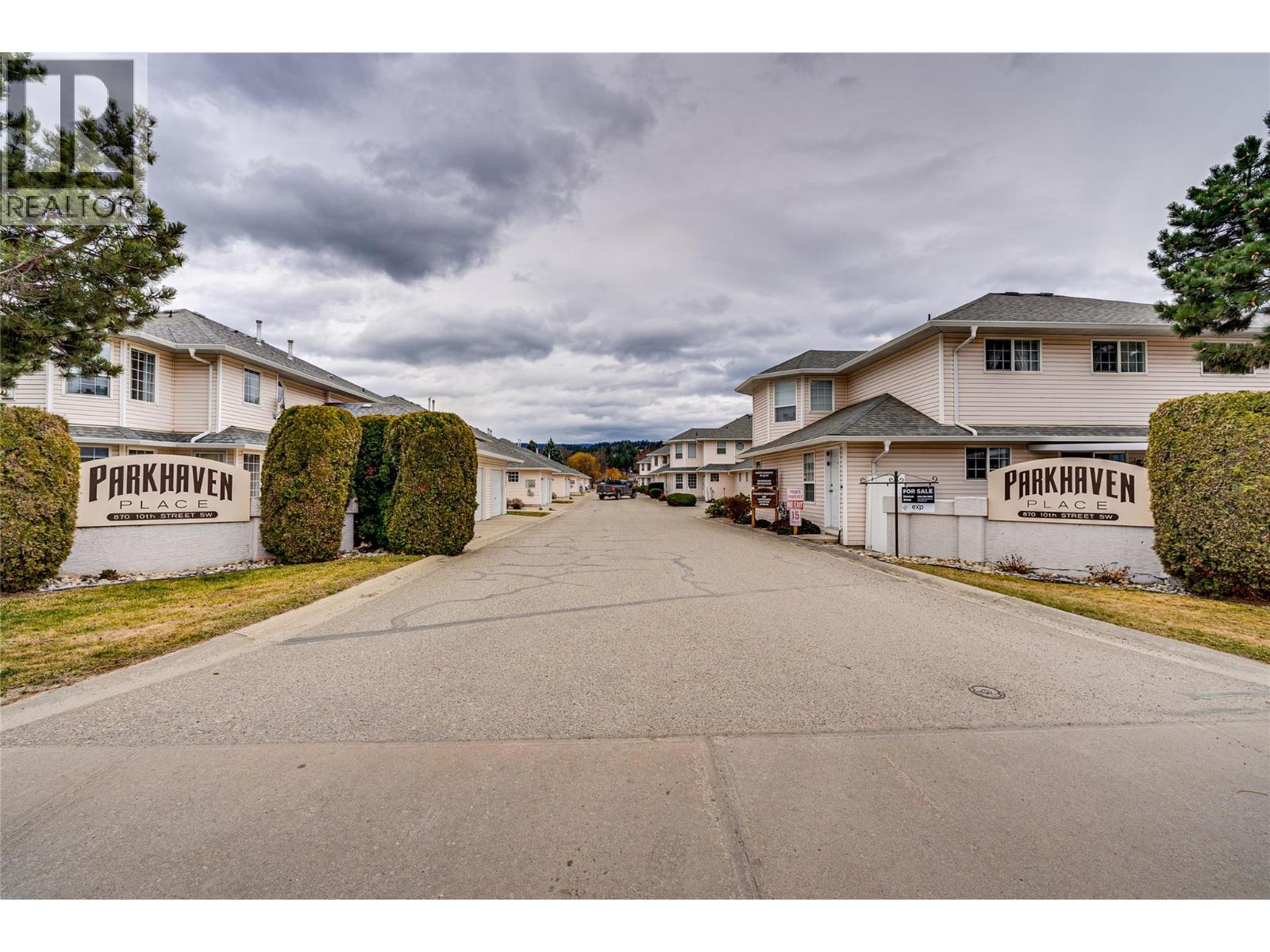 870 10 Street SW Unit# 101, Salmon Arm