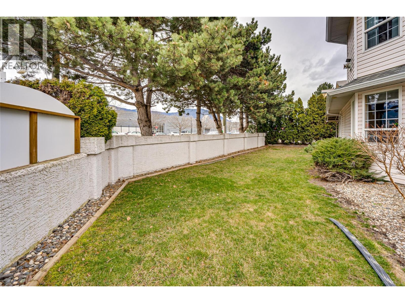 870 10 Street SW Unit# 101, Salmon Arm