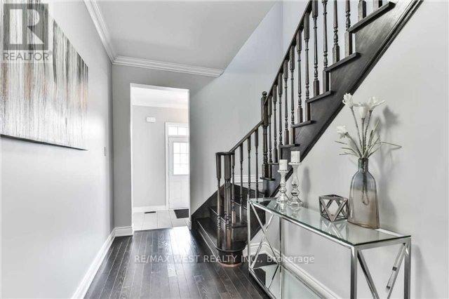 309 MOODY DRIVE - Photo 3 of 12, Vaughan (Kleinburg), Ontario