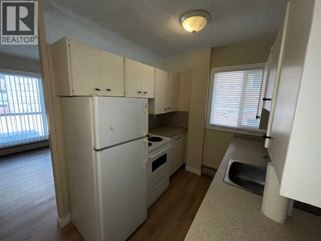 
          1222 13 Avenue Southwest
            <br/>
            <span>Calgary</span>
            , 
            <span>AB</span>
             <span>T3C0T1</span>
         - Photo 9