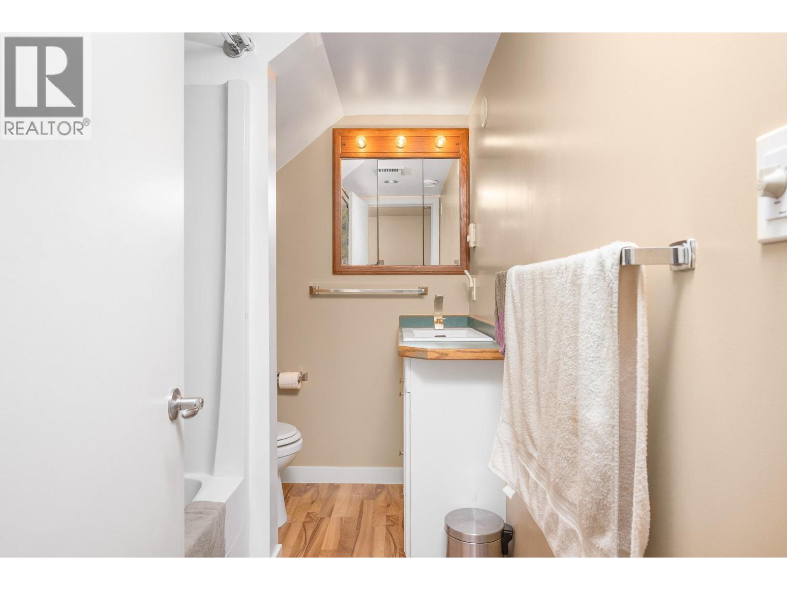  2808 45 Avenue, Vernon