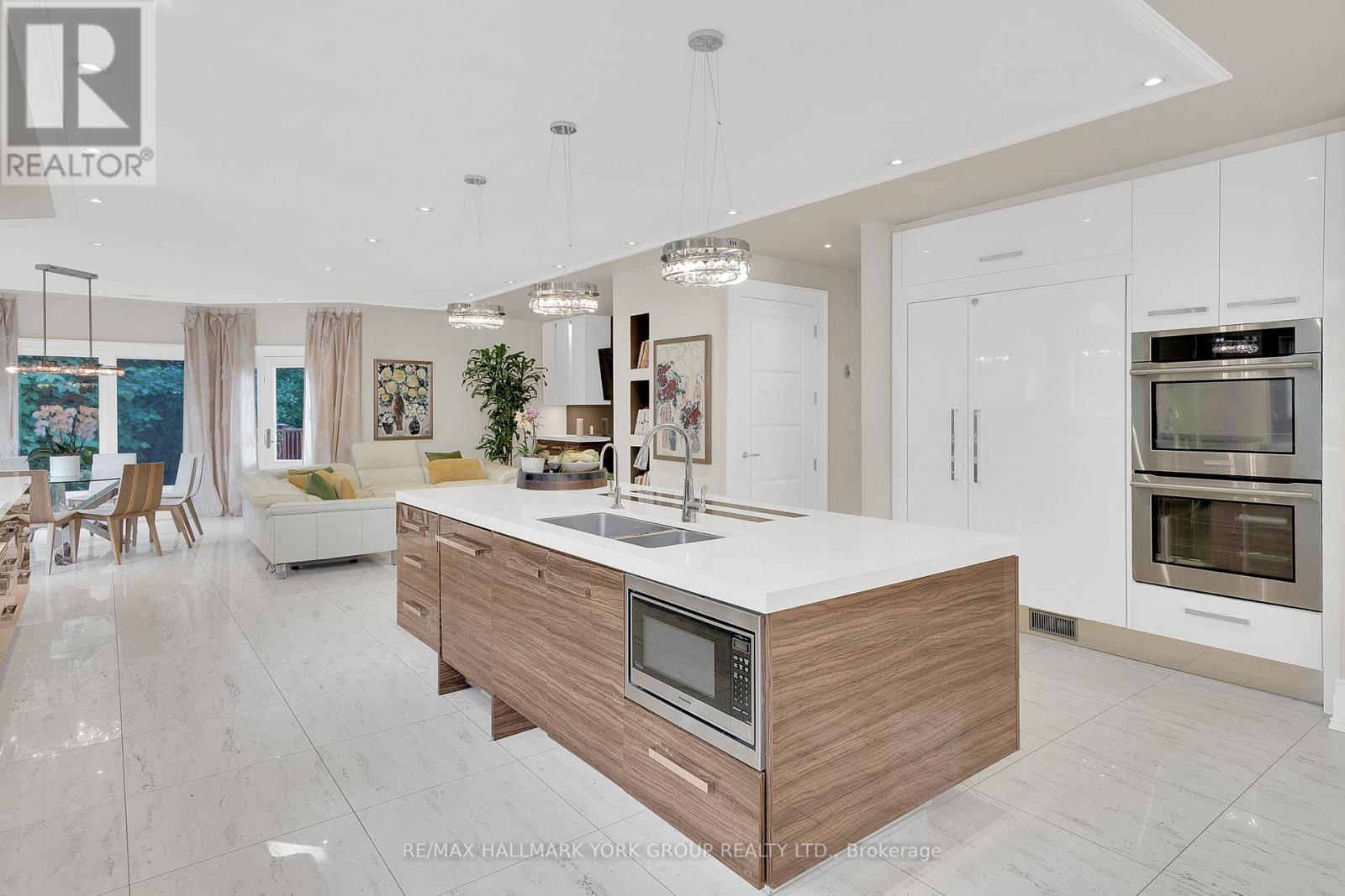 24 DEW DROP COURT - 9