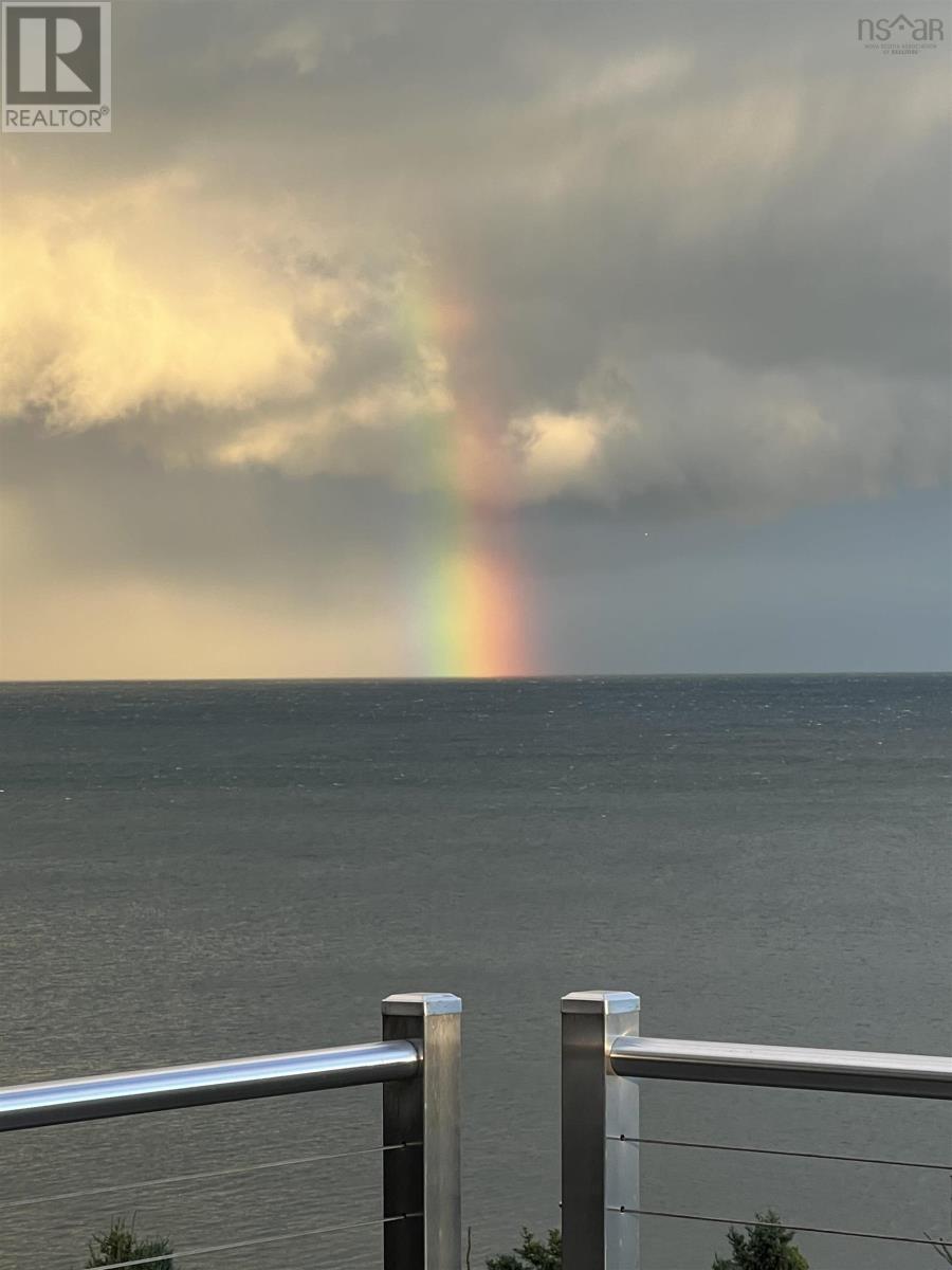 Property 43 of 51 of 200 Middle Road