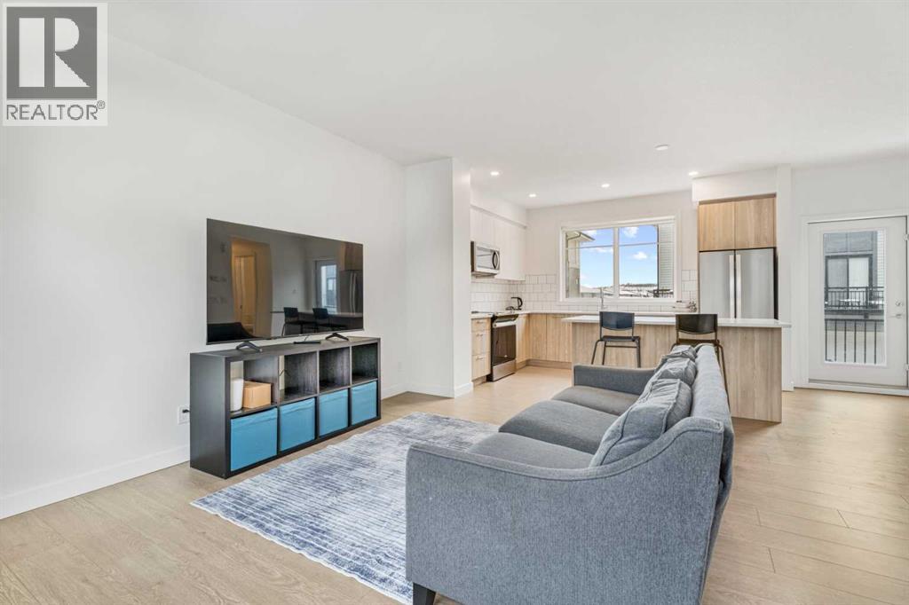 
          857 BELMONT Drive Southwest
            <br/>
            <span>Calgary</span>
            , 
            <span>AB</span>
             <span>T2X4P2</span>
         - Photo 18