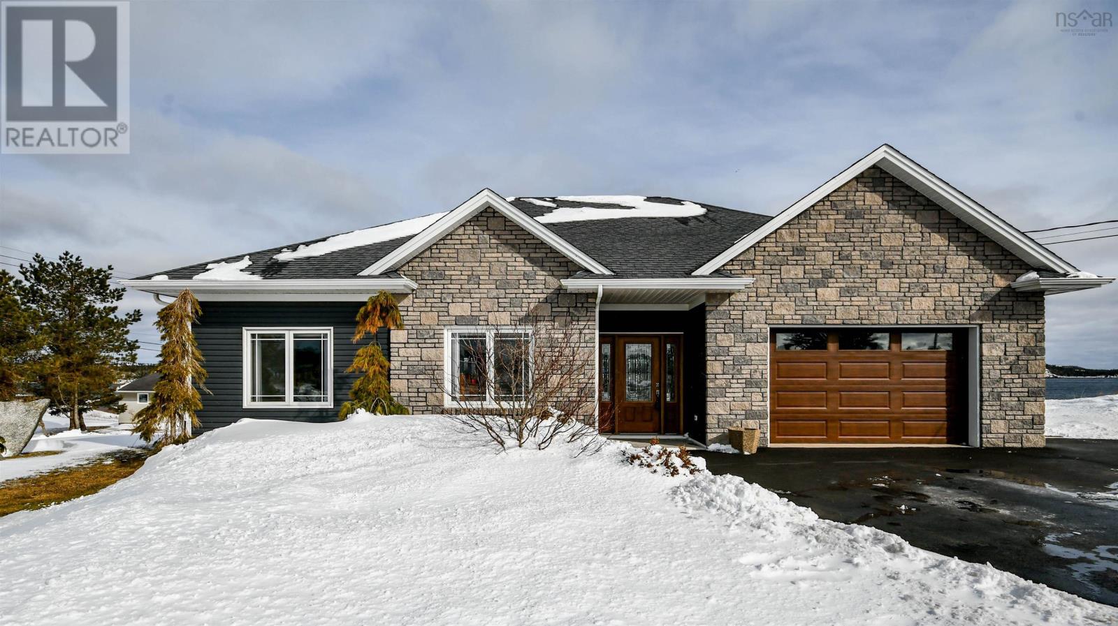 Property 3 of 49 of 21 Back Lane