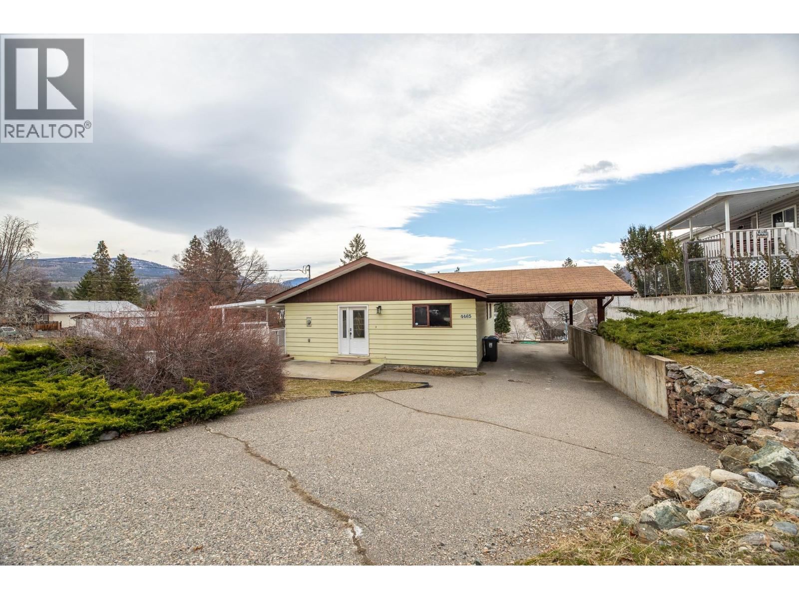  4465 Mallory Crescent, Okanagan Falls